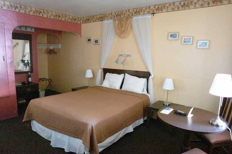 Golden Bear - Surestay Collection By Western 2*