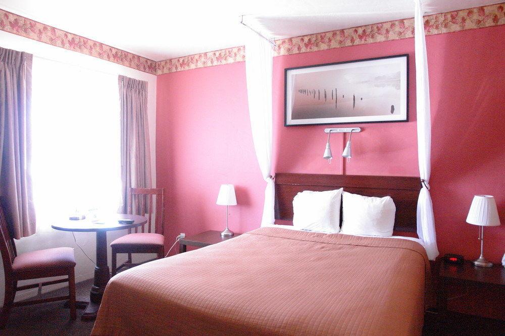 Golden Bear - Surestay Collection By Western Motel
